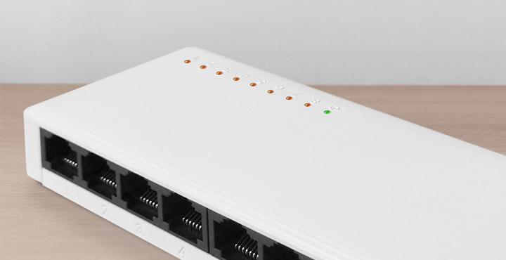 Nexxt Infrastructure - Switch - Gigabit Ethernet - 8 x 10/100/1000 - 1 Gigabit Ethernet - Essential Naxos 801-G 110/220V