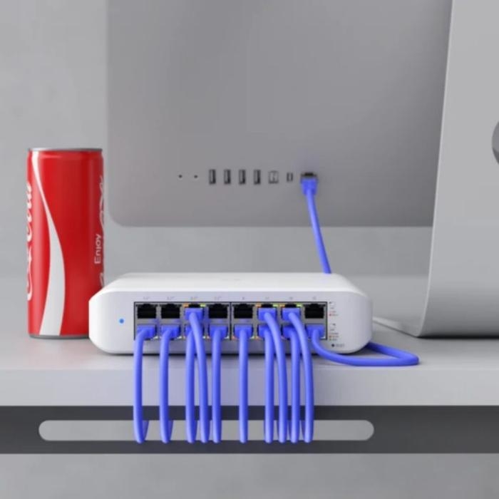 Ubiquiti UniFi Switch Lite USW-Lite-16-POE - Conmutador - Gestionado - 16 x 10/100/1000 (8 PoE+) - sobremesa, montaje en pared - PoE+ (45 W)