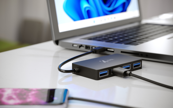 Xtech - Hub - 4 puertos - USB 3.0 XTC-391